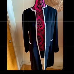 Black and White Woman Blazer